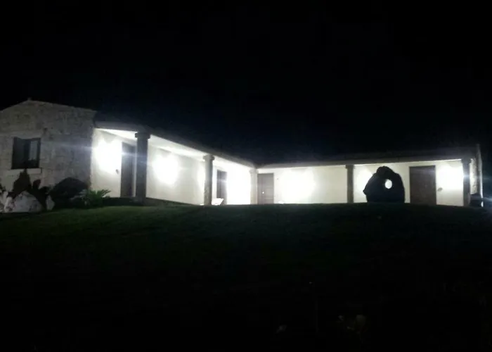 Majore ベッド・アンド・ブレックファスト オルビア