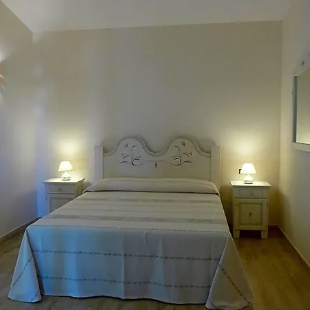 Majore Bed and Breakfast Όλμπια