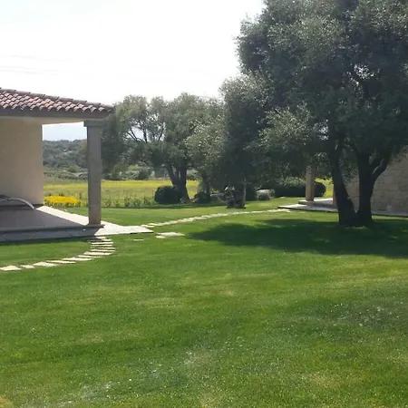 Majore Oda ve Kahvaltı Olbia